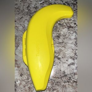 Tupperware Banana Keeper